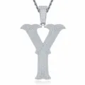 Gros plan détail du pendentif lettre Y en argent sterling 925 avec de brillants moissanites. - Pendentif Moissanite Lettre Y Sans Chaîne