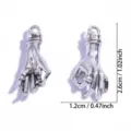 Ciondoli retrò in lega per la creazione di gioielli fai da te, piccoli accessori per collane. - Ciondolo Gesto (A10-120) / 26x12mm / Argento antico
