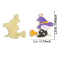 Simpatico ciondolo in metallo smaltato strega Halloween accessorio gioielli fai da te portachiavi. - Stile Strega sulla Scopa (A9-307) / 25*20mm/1 Pezzo