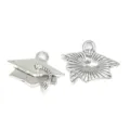 Pendentif chapeau de graduation alliage accessoire bijoux DIY argent antique 2pcs - Style Chapeau de Graduation Argent Antique (A3-242)