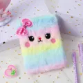 Taccuino in morbido peluche pastello con musetto ricamato e fiocco con paillettes lucide. - Stile Fiocco 1 - Multicolore