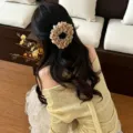 Fermaglio per capelli piatto in rete arricciata da donna accessorio per acconciatura elegante. - Marrone