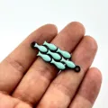 Kleine blaue Fisch Schmuckverbinder Anhänger für DIY handgefertigte Armband Halskette - Schwarzer Rand Hellblauer Fischstil (8)