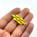 Gelber Emaillierter Fisch Anhanger Verbinder fur handgemachte DIY Halsketten Detail. - Gelber Fischstil (3)
