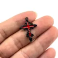 Gotischer schwarz-roter Legierungs-Kreuz-Anhänger für DIY Schmuckherstellung Ohrringe Zubehör - Schwarz-Rote Emaille Kreuz