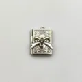 Roestvrijstalen vintage boek strik medaillon hanger, prachtig patroon, DIY sieraden detail. - Vintage Boek Strik Medaillon Stijl