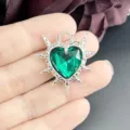 Gotisch Dornen Herz grüner Kristall Anhänger Punk alternative Silberkette Subkultur Schmuck - Silberner Sockel Grüner Strass (3)