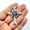 Vintage gotischer silberner Dornen Rosen Kreuz Anhänger DIY Schmuck Zubehör Detail. - Dornenrose Kreuz Charm mit Basis (Stil 2)