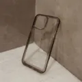 Vista dettagliata della custodia per telefono in acrilico grigio fumo per il fai-da-te. - Stile Scanalatura con Pulsanti Galvanici / iPhone 11 / Transparent Black