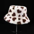 Faux fur heart pattern bucket hat for winter warmth - M (56-58cm) / Brown