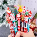 Leuke Kerst 4-kleuren balpennen met schattige cartoon toppers voor studenten cadeaus. - Willekeurige Stijl