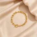 Gold stainless steel link bracelet with T-bar OT clasp, minimalist fashion jewelry for women. - Gold Horseshoe U Link Chain (8)