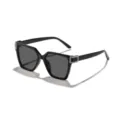 Gafas de sol cuadradas negras con detalles de diamantes de imitación y protección UV400. - Montura Negra Lente Gris