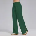 Pantalón de chándal ancho verde oscuro detalle con abertura lateral en el dobladillo. - Verde Oscuro