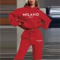 Ensemble sweat à capuche et pantalon de jogging rouge avec imprimé Milano Italy, streetwear. - Rouge