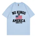 Casual lichtblauw dames T-shirt met ronde hals en een mooie patriottische tekstprint. - S / Tops / Lichtblauw