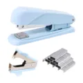 Hellblaues kraftsparendes Heftgerät-Set mit Entklammerer und Heftklammern im Büro. - 3-teiliges Hefter-Kombi (Mit Verpackungsbox) / Blau