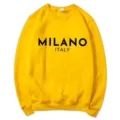 Helles gelbes, gefüttertes Langarm-Sweatshirt mit Rundhalsausschnitt und Milano Italy Print. - S / Oberteile / Gelb