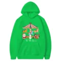 Felpa con cappuccio verde stampata con giostra di Natale, top invernale casual da uomo. - Verde mela