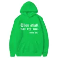 Sweat à capuche vert avec impression de texte gothique, haut streetwear manches longues. - S / Hauts / Vert Fruit