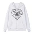 Weißer Kapuzenpullover mit Reißverschluss, Herz-Spinnennetz-Druck, lässiger Streetwear-Stil. - S / Oberteile / Weiß
