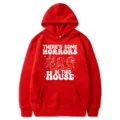Sweat à capuche rouge avec impression graphique d'Halloween et manches longues pour hommes. - S / Hauts / Rouge