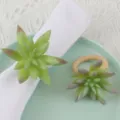 Servilletero de suculenta artificial para decoración de mesa de comedor de hotel y diseño creativo. - Servilletero de Suculenta / Verde claro