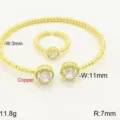 Set bracciale e anello di perle in rame placcato oro con zirconi lucidi eleganti. - Set Bracciale e Anello / Oro e Bianco