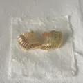 Europäischer und amerikanischer Stil Gold Muschel Zirkon Ohrringe, elegantes Flügel Design. - Muschel Stil (G3)