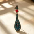 Dunhuang Tang style pipa brooch imitation fired blue red bead instrument corsage pin for women - Slim Waist Lotus Pattern - Intertwined