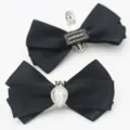 Elegant black satin bow shoe clips featuring teardrop rhinestone center for bridal shoes - 一双装(S0076) / Black