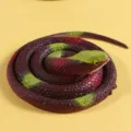 Giocattolo realistico del serpente in gomma rosso-marrone e verde per scherzi. - Serpente a Testa Rotonda / 70 cm / Caffè