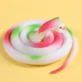 Serpente giocattolo realistico in gomma con sfumatura rosa e verde per scherzi e uccelli - Cobra / 70 cm / Bianco