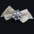 Elegant cream satin bow shoe clip with a sparkling rhinestone flower for bridal shoes. - Single Pack - Flower Cluster Rhinestone Bowknot (S0078) / Off White