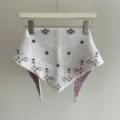 Gemütlicher Strick Dreieckschal aus Wollmischung mit Muster für den kalten Winter. - Einheitsgröße / Beige