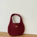 Solid color knit handbag minimalist women underarm bag autumn winter versatile bag - One Size / Red