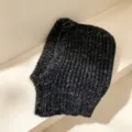 Pasamontañas de punto para mujer, gorro con capucha de lana cálida de invierno, gris. - M (56-58cm) / Negro