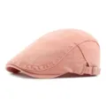 Detailansicht der rosa gewaschenen Jeans-Schiebermütze mit seitlicher Metallschnalle. - M (56-58cm) / Rosa