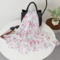 Damen blumig bedruckter Schal leicht Sommer Strand Tuch Mode Sonnenschutz Halstuch Stola - Purpurrot Bedruckt