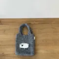 Borsa shopper in lana lavorata a maglia grigia con grazioso motivo a pecorella, borsa casual. - 18x20cm / Grigio