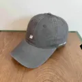 Detalle gorra de béisbol gris, letra N bordada, visera curvada sombrero de algodón - M (56-58cm) / Gris