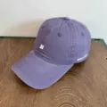 Gorra de béisbol de algodón morado con letra N bordada y texto lateral para uso diario. - M (56-58cm) / Púrpura