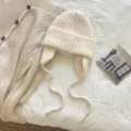 Conjunto de gorro de punto con orejeras y cárdigan para mujer, gorro de invierno suave y cálido. - 22*23 cm / Beige