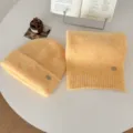 Conjunto de gorro y bufanda de punto esponjoso estilo coreano invierno cálido amarillo - Amarillo Oca