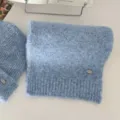 Conjunto de gorro y bufanda de punto azul suave acogedor accesorio de moda detalle. - Gris azulado (bufanda)