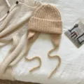 Gorro de punto estilo coreano con orejeras para mujer, sombrero liso cálido de invierno. - 22*23 cm / Caqui