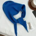 Sciarpa triangolare in maglia di lana 100% blu inverno caldo copricapo moda accessorio chic - Blu Klein