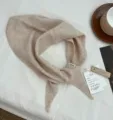 Sciarpa triangolare in 100% pura lana per donna, caldo foulard scaldacollo invernale, colore avena - Farina d'avena