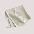 Beige Damen Strickschal mit Knopf Kreuz Design, warmer modischer Winter Halswärmer für Damen. - Cremeweiß Marmor