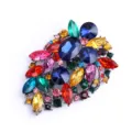 Kristalglas broche, kleurrijke strass mode speld, unisex kledingaccessoire voor elegante stijl. - Meerkleurige Bladvorm